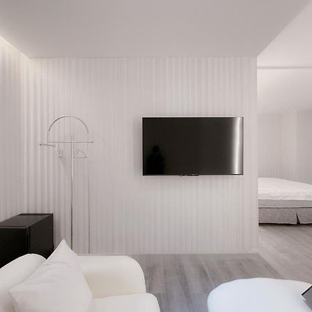 At Home Hotel Nanshi Тайпей Екстериор снимка