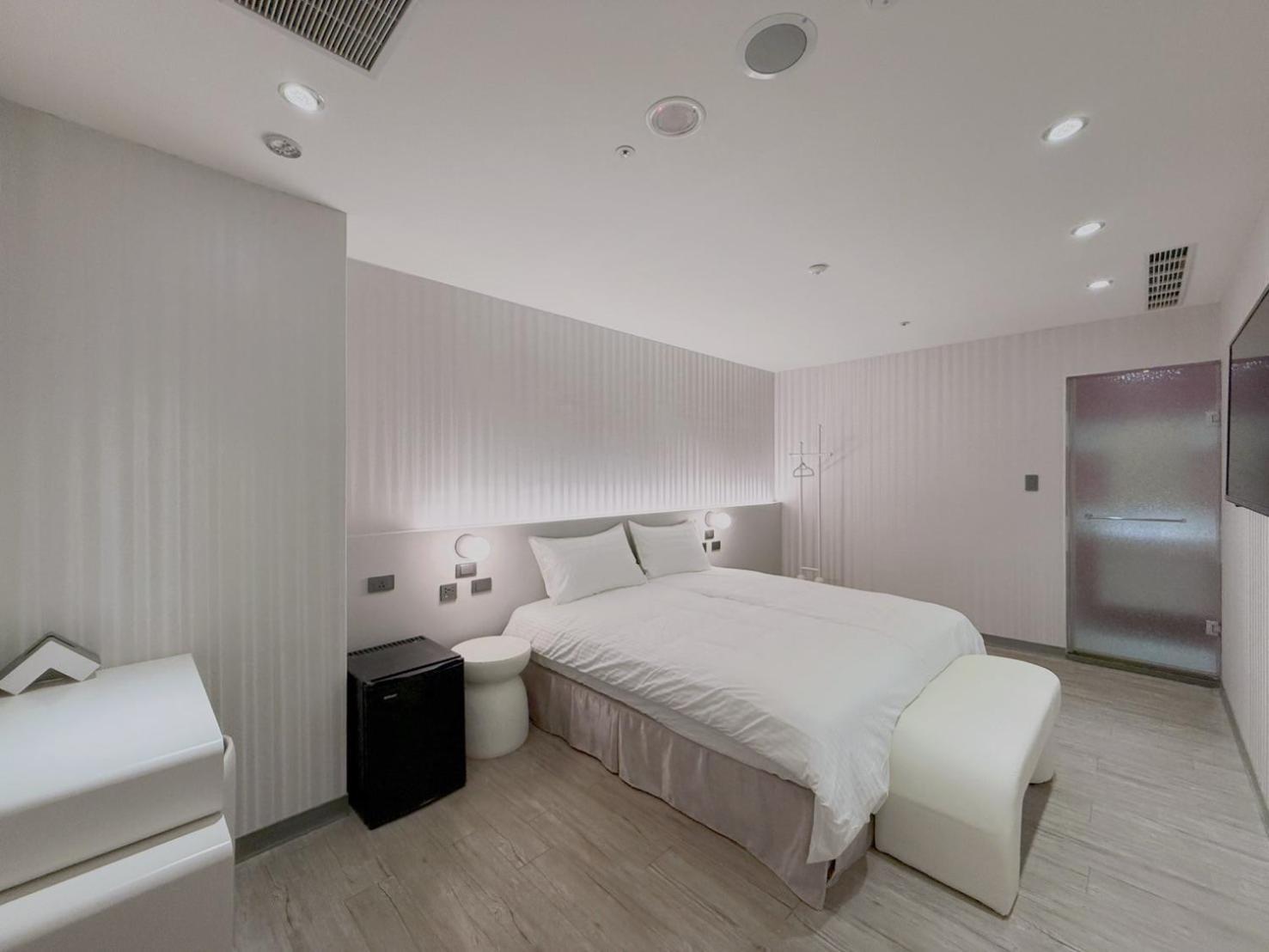 At Home Hotel Nanshi Тайпей Екстериор снимка