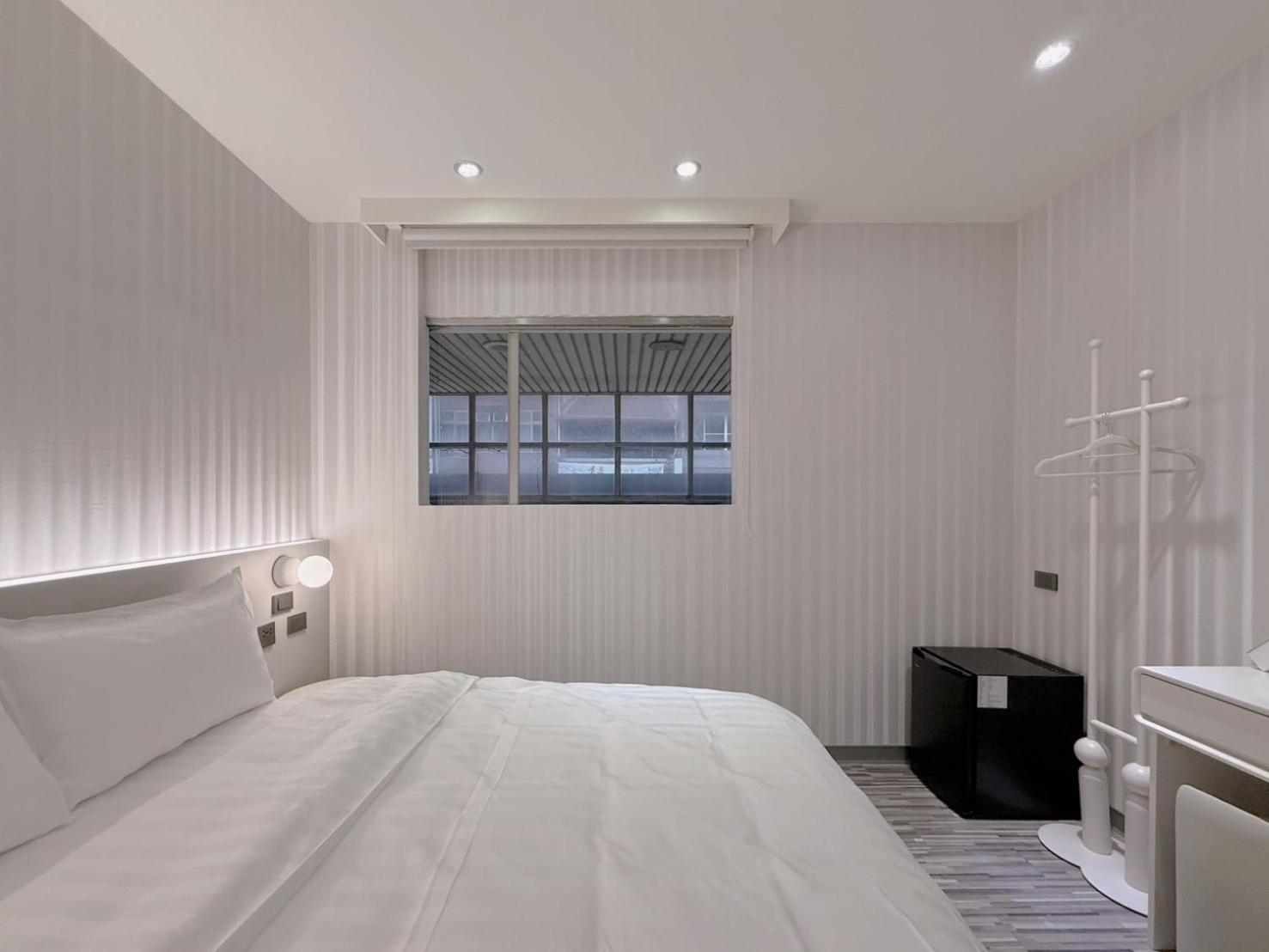 At Home Hotel Nanshi Тайпей Екстериор снимка